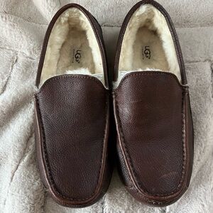 UGG Men's Ascot Matte Brown Loafers with Plush Lining and Flexible Sole - 10
